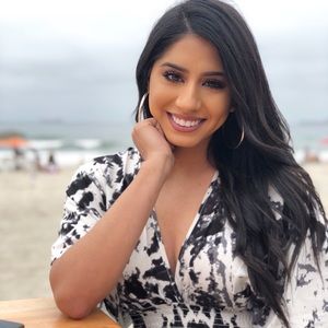 Meet your Posher, Kenia